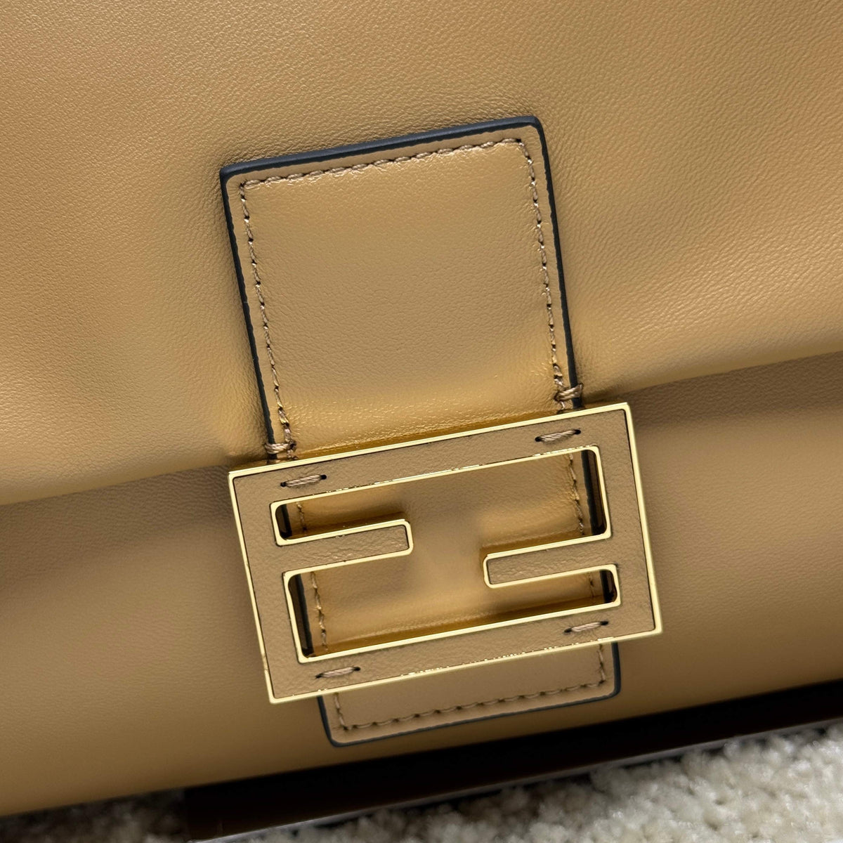 Mamma Baguette Medium Bag 26.5cm Light Brown Lambskin Gold Hardware