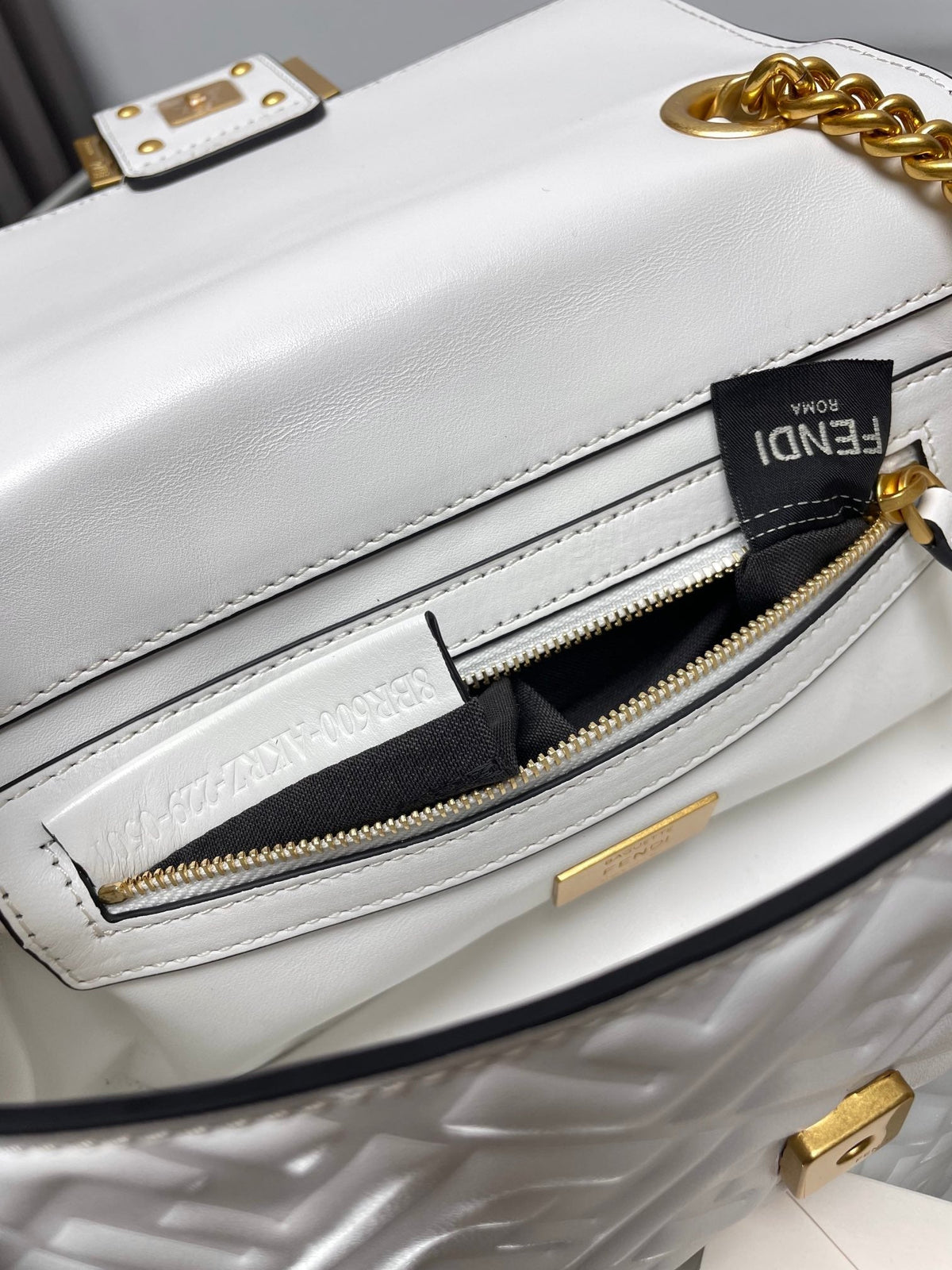 Fend Baguette 24 Bag With FF Motif White Leather Ghw